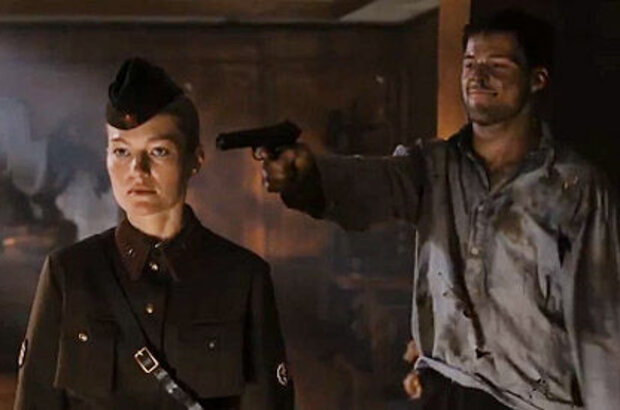 Spy (2012) - photo 20