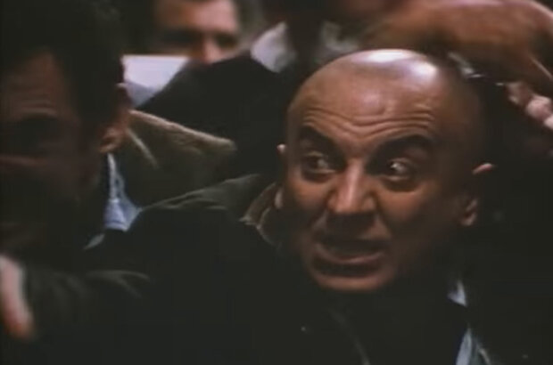 Beyond the Walls (1984) - photo 7