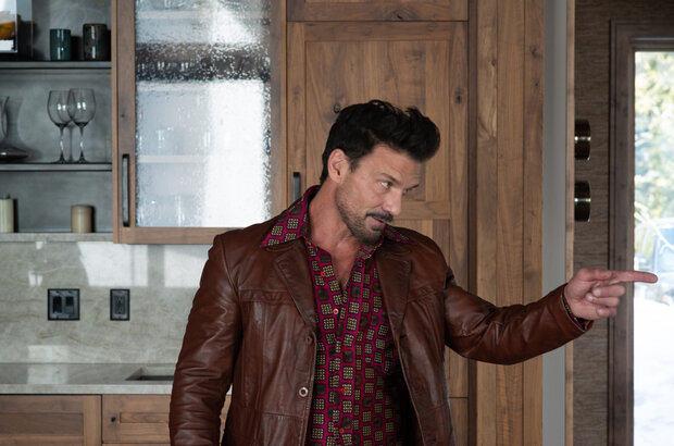 Shattered (2022) - photo 2