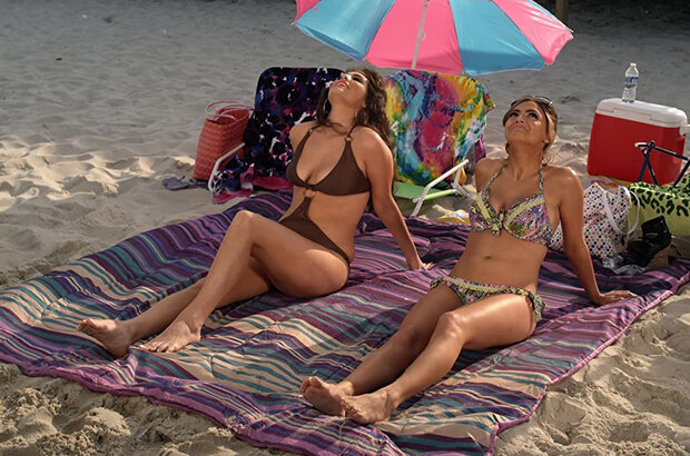 Jersey Shore Massacre (2014) - photo 7