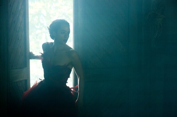 The Invitation (2022) - photo 8