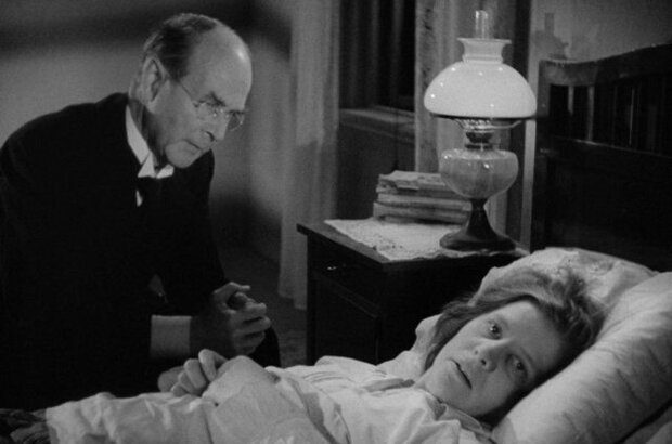 Crisis (1946) - photo 8