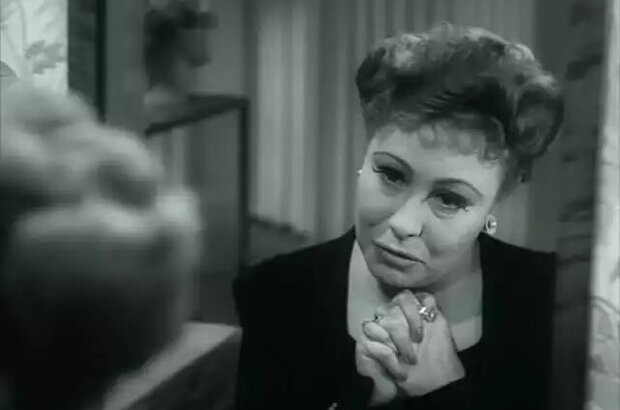 Crisis (1946) - photo 6