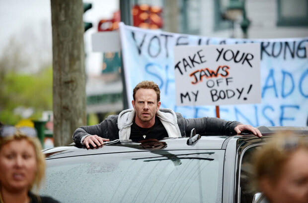 Sharknado 3: Oh Hell No! (2015) - photo 2