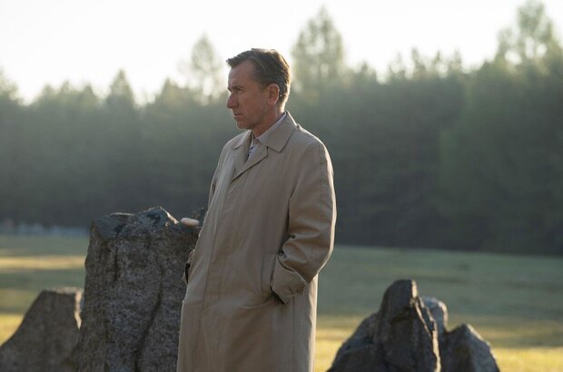The Song of Names (2019) - photo 4