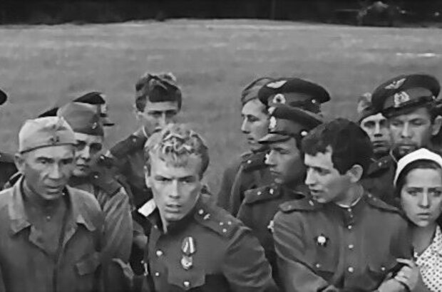 Chronicles of a Dive Bomber (1967) - photo 3