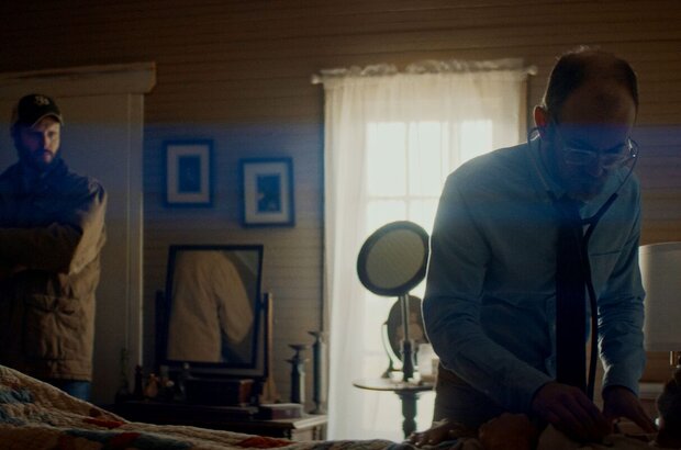 The Dark and the Wicked (2020) - photo 3