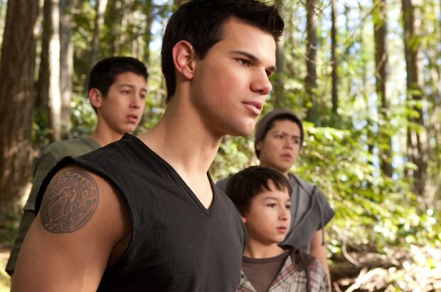 The Twilight Saga: Breaking Dawn - Part 2 (2012) - photo 32