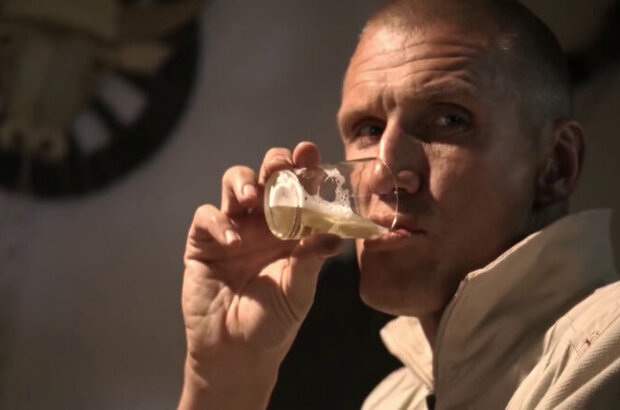 Diamond Dogs (2007) - photo 5