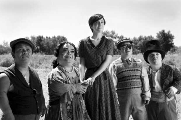 Snow White (2012) - photo 6