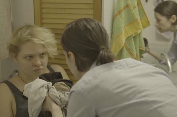 Nearest and Dearest (2017) - photo 2