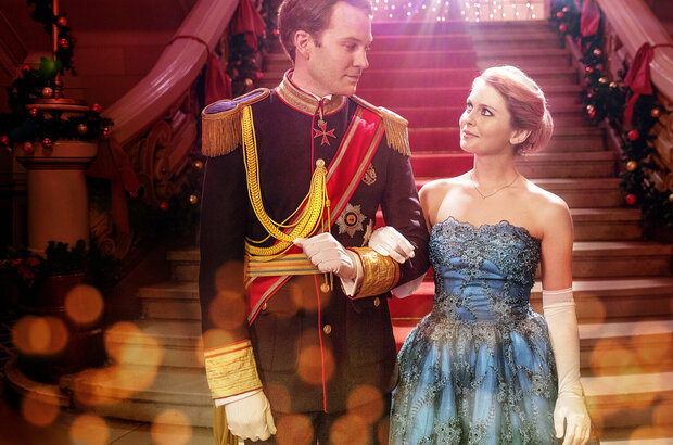 A Christmas Prince (2017) - photo 1