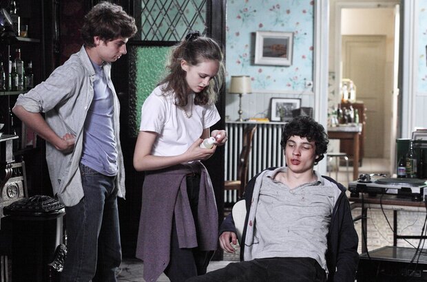My Golden Days (2015) - photo 6