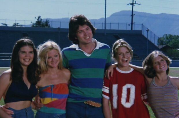 Satan's Cheerleaders (1977) - photo 2