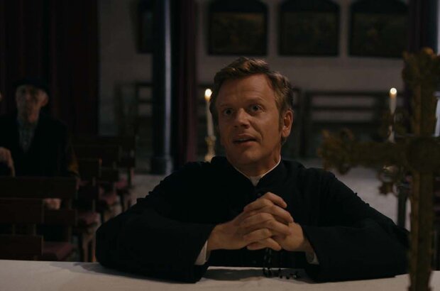 Knock (2017) - photo 2
