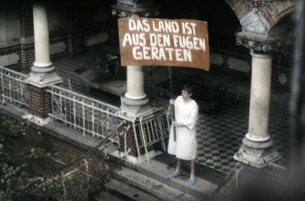 Germany 09: 13 Short Films About the State of the Nation (2009) - photo 1
