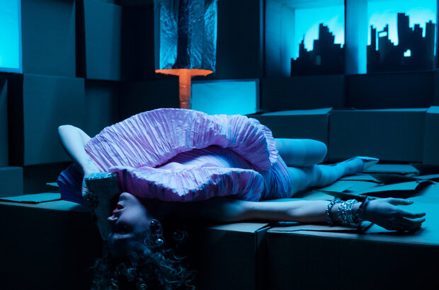 Out of the Box (2021) - photo 16
