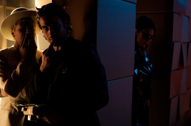 Out of the Box (2021) - photo 7