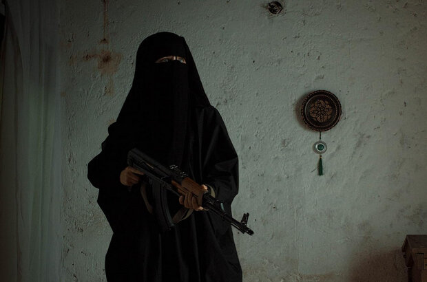 Savages (2022) - photo 10