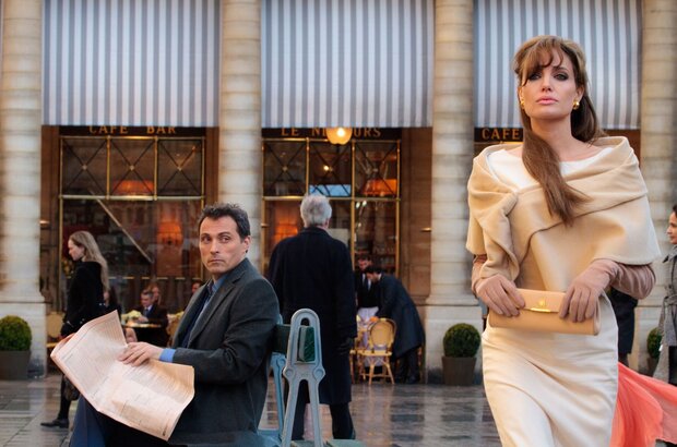 The Tourist (2010) - photo 10