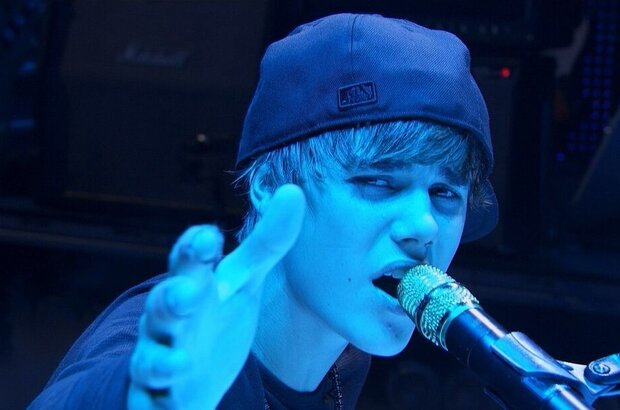 Justin Bieber: Never Say Never (2011) - photo 3