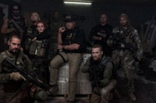 Sabotage (2014) - photo 2