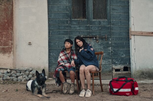 Dark Glasses (2022) - photo 29