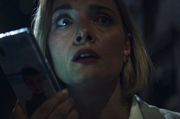 Dark Glasses (2022) - photo 6
