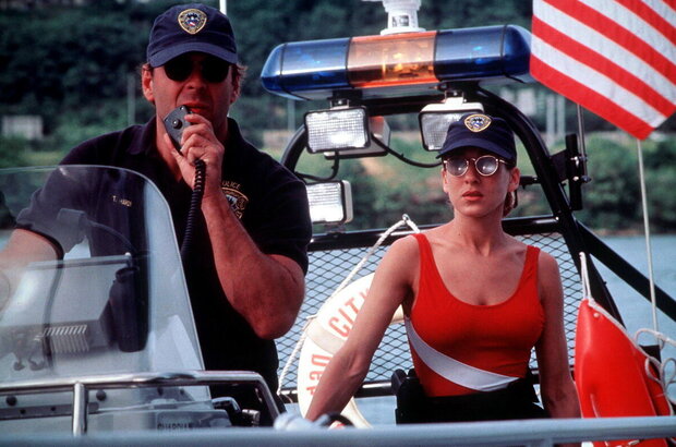 Striking Distance (1993) - photo 6