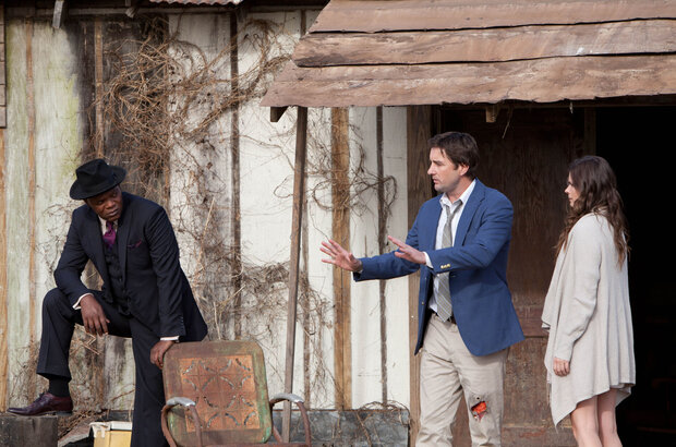 Meeting Evil (2011) - photo 5