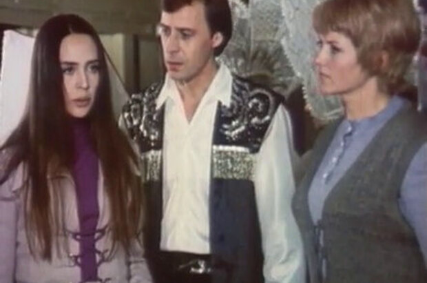 Circus lights fires (1972) - photo 9