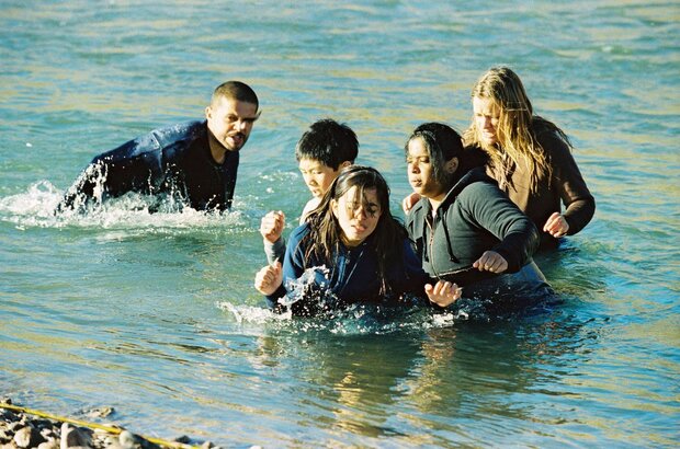 Trade (2007) - photo 8