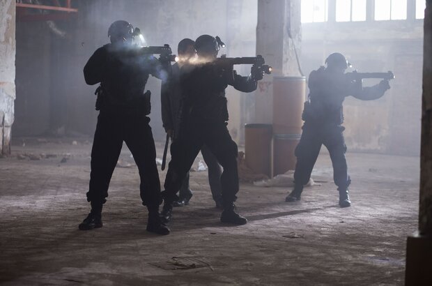 Vice (2015) - photo 8