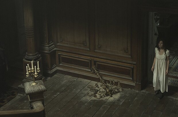 The Lodgers (2017) - photo 5