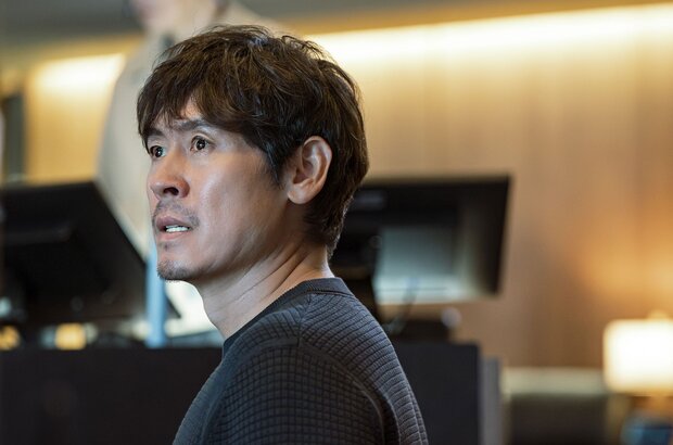 The Moon (2023) - photo 5
