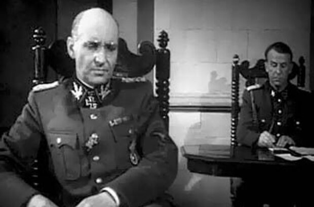 Secret Agent (1947) - photo 4