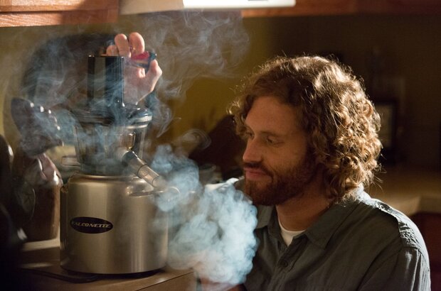 Search Party (2014) - photo 3