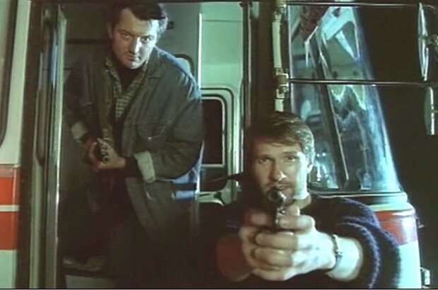Frenzied Bus (1991) - photo 2