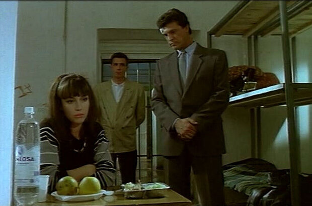 Frenzied Bus (1991) - photo 4
