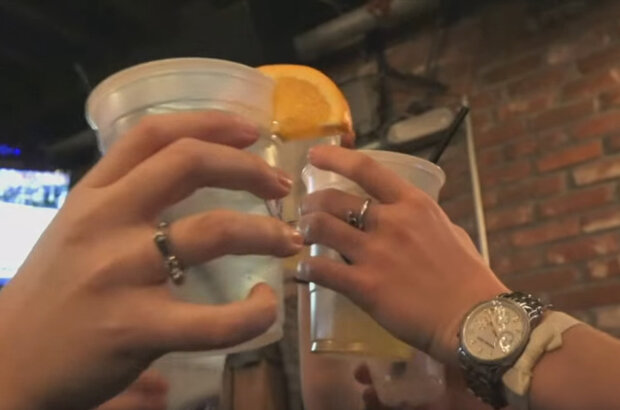 Risky Drinking (2016) - photo 1