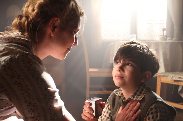 Simon & the Oaks (2011) - photo 2