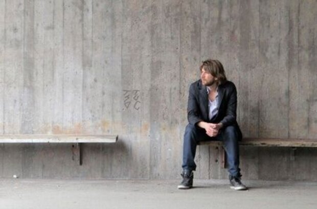 Play (2011) - photo 3