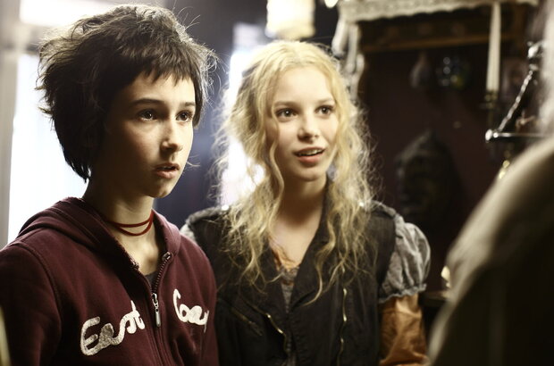 Vampire Sisters (2012) - photo 16