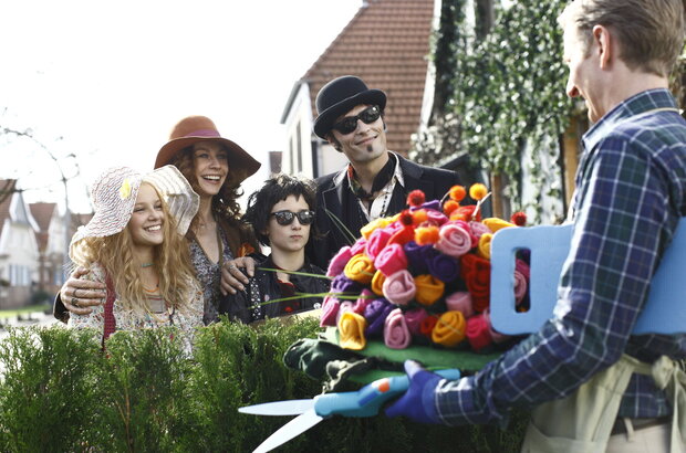 Vampire Sisters (2012) - photo 6