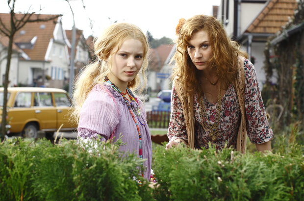 Vampire Sisters (2012) - photo 8
