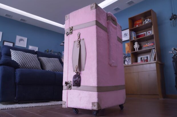 House Arrest (2019) - photo 1