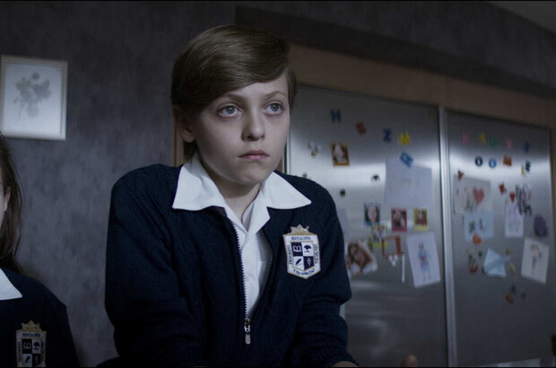 Come Play With Me (2021) - photo 1