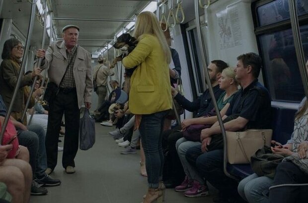 #dogpoopgirl (2021) - photo 1