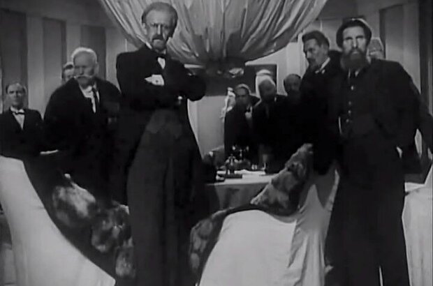 Lenin in October (1937) - photo 4