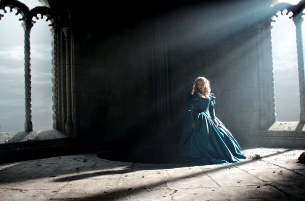 Beauty and the Beast (2014) - photo 23